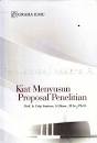 Cover KIAT MENYUSUN PROPOSAL PENELITIAN / Prof.Ir. URIP SANTOSO,S.I.Kom, M.Sc., Ph.d