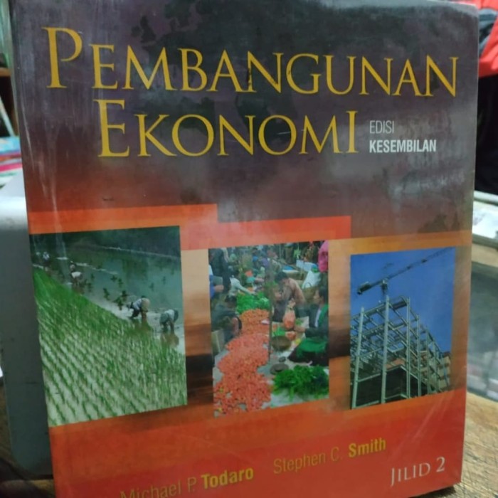 Cover PEMBANGUNAN EKONOMI / MICHAEL P. TODARO