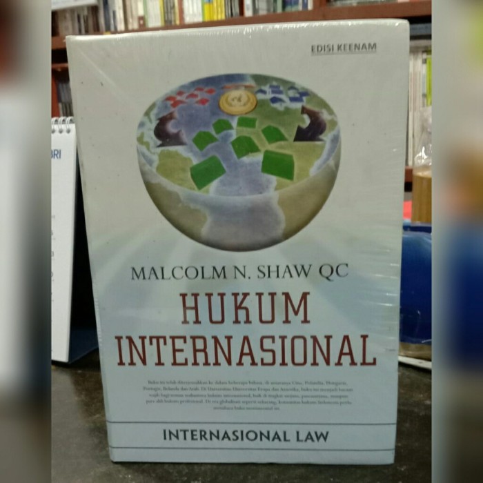 Cover HUKUM INTERNASIONAL / MALCOLM N. SHAW QC