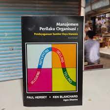 Cover MANAJEMEN PERILAKU ORGANISASI :  PENDAYAGUNAAN SUMBER DAYA MANUSIA / PAUL HERSEY
