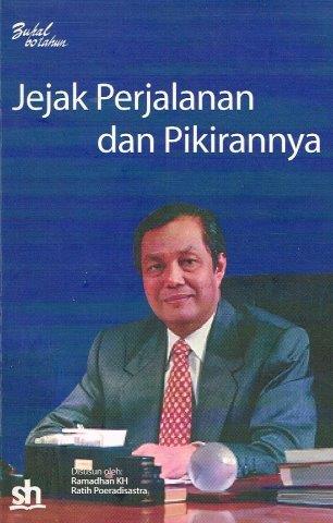 Cover ZUHAL 60 TAHUN JEJAK PERJALANAN DAN PIKIRANNYA / RAMADHAN KH