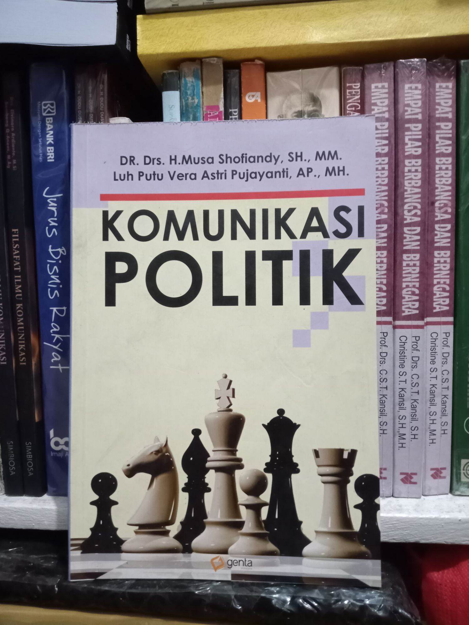 Cover KOMUNIKASI POLITIK ' / DR.DRS. H. MUSA SHOFIANDY,SH.,MM