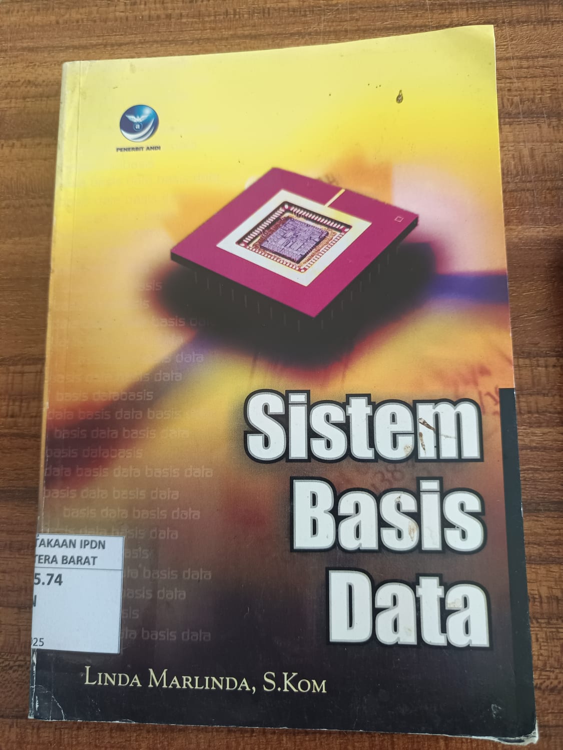 Cover SISTEM BASIS DATA / LINDA MARLINDA, S.Kom.