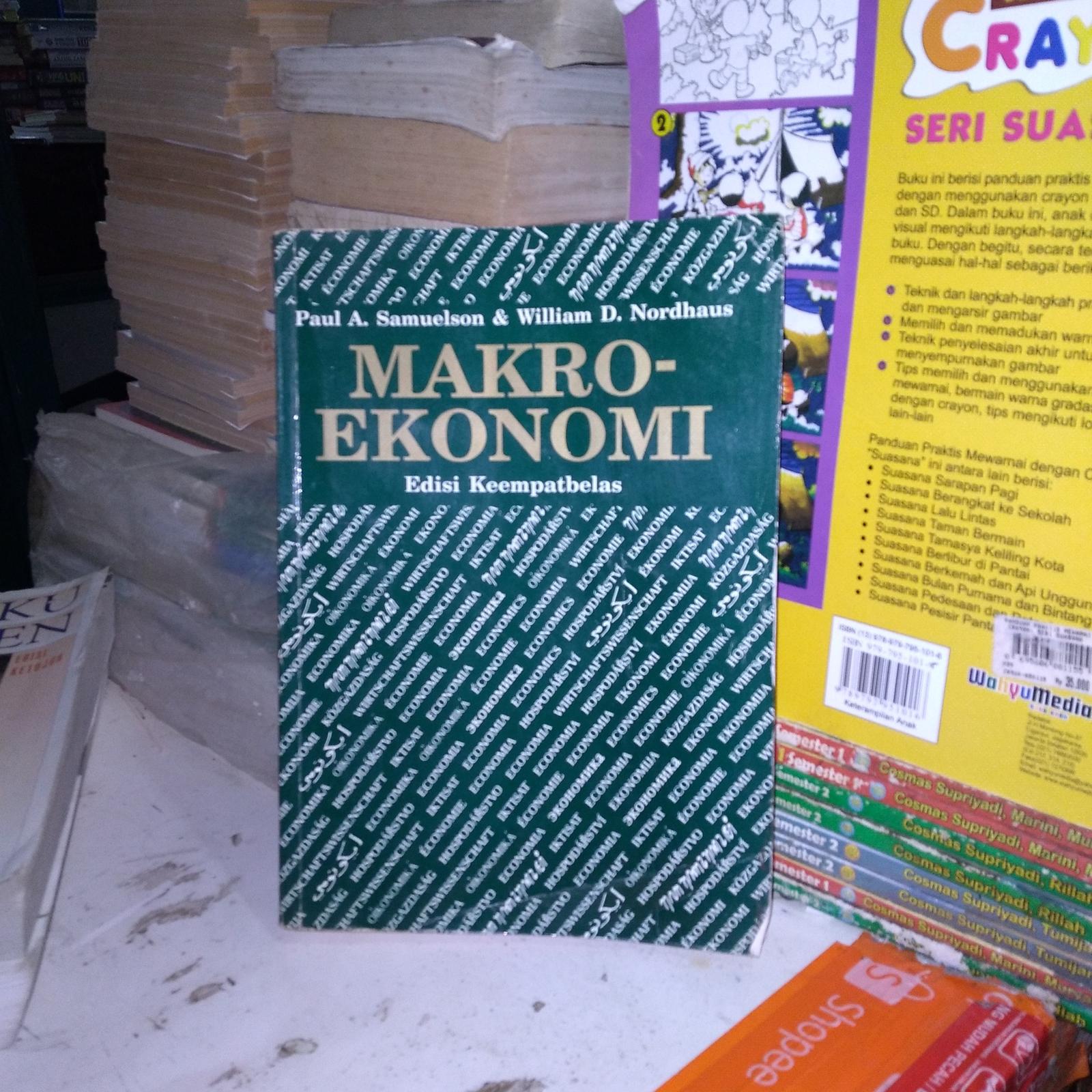 Cover MAKRO EKONOMI ED 14 / PAUL A. SAMUALSON, WILLIAM D. NORDHAUS