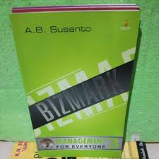 Cover MANAGEMENT FOR EVERYONE 3 BIZMARK / SUSANTO