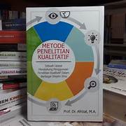 Cover METODE PENELITIAN KUALITATIF :  Sebuah Upaya mendukung Penggunaan Penelitian Kualitatif Dalam Bberbagai Disiplin Ilmu / Prof. DR. AFRIZAL, M.A