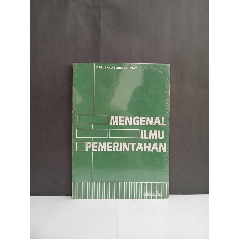 Cover MENGENAL ILMU PEMERINTAHAN / DRS. BAYU SURIANINGRAT