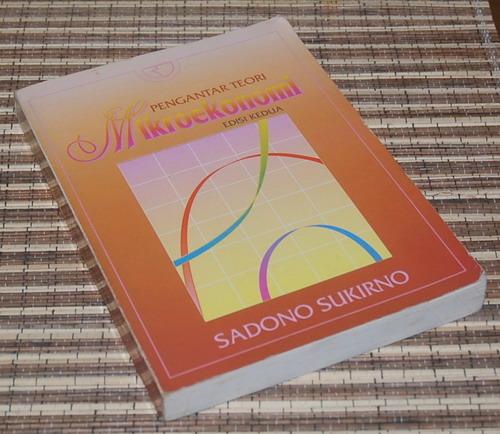 Cover PENGANTAR TEORI MIKROEKONOMI / SADONO SUKIRNO