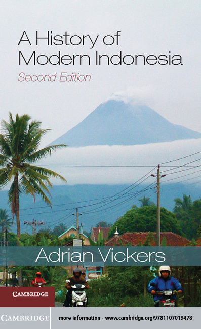 Cover A HISTORY OF MODERN INDONESIA / ADRIAN VICKERS