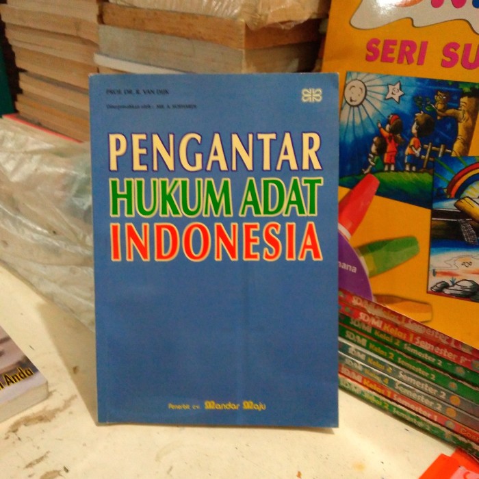 Cover PENGANTAR HUKUM ADAT INDONESIA / PROF. DR. R. VAN DIJK
