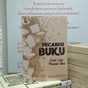 Cover PECANDU BUKU :  Gerak Laku Penuntut Ilmu / VIVIT NUR ARISTA PUTRA