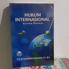 Cover HUKUM INTERNASIONAL BUNGA RAMPAI / YUDHA BHAKTI ARDHIWISASTRA