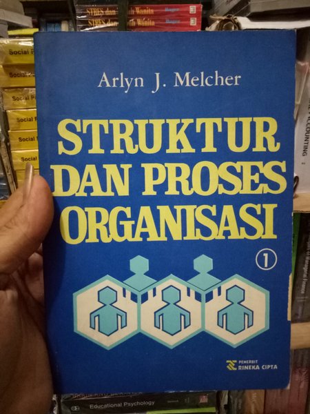 Cover STRUKTUR DAN PROSES ORGANISASI / ARLYN J. MELCHER